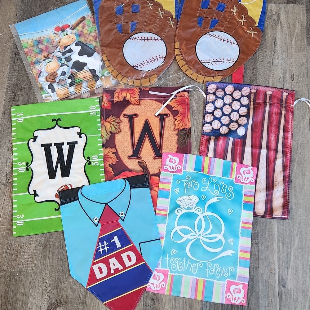 Colorful Decorative Garden Flags Set
